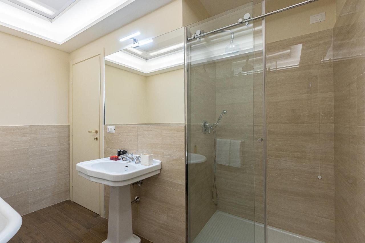 רומא Spa Apartment Via Barberini מראה חיצוני תמונה